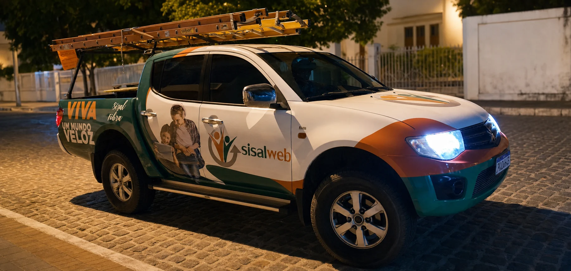 Mitsubishi Triton da Sisalweb em operação